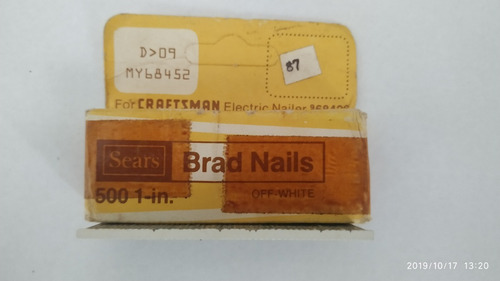 Clavos 1-in (25,4mm) Marca Sears Brad Nails Off White 500pza