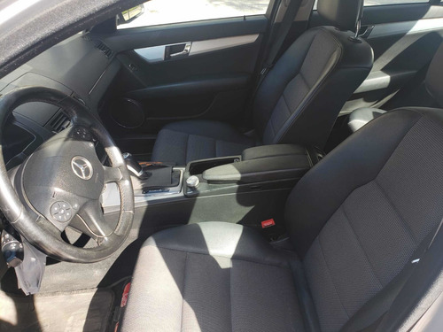Imagen 6 de 9 de Mercedes-benz C220 Cdi Avangarde