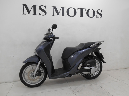 Imagem 4 de 6 de Motos