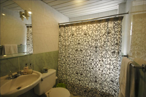 Apartamento En Serralles En Venta, Facil Acceso A Sectores Como Piantini Y Naco