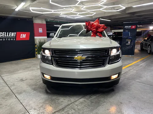 Chevrolet Suburban 5.3 Ltz V8 4wd 2da Cubo At