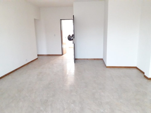 Imagen 11 de 14 de Galpon En Venta En Moron Norte