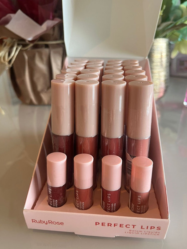 Kit 4 Batons Líquido Matte Perfect Lips Ruby Rose Boss Base