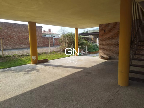Apartamento En Piriápolis, Beaulieu