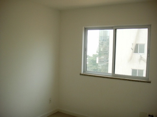Apartamento Para Aluguel, 3 Dormitórios, Cavaleiros - Macaé - 900