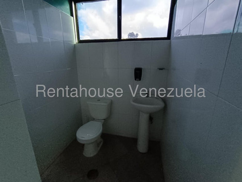 Edificio En Venta En Mariche 3 Pisos Sotano Edificios Caracas Cavas Refrigeracion Angela Tochon Edificios Comerciales