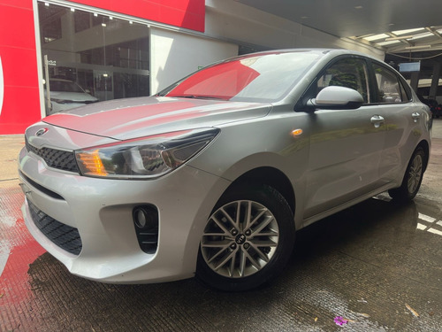 Kia Rio 1.6 L Sedan At