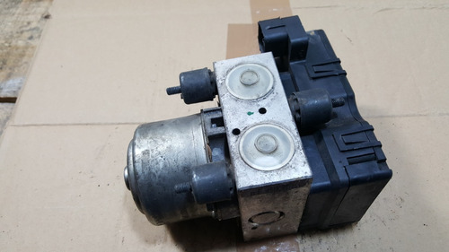 Imagem 6 de 6 de Modulo Do Abs Bomba De Freio Mitsubishi Pajero ( Compare )