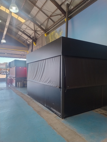 Box Comercial Praça De Alimentação