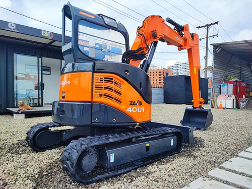 Imagen 8 de 17 de Hitachi Zx40 Ur-3 - Año 2013 Solo 3600 Horas Importada!!!
