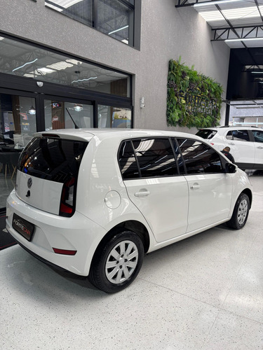 Volkswagen Up! up! take 1.0 Total Flex 12V 5p