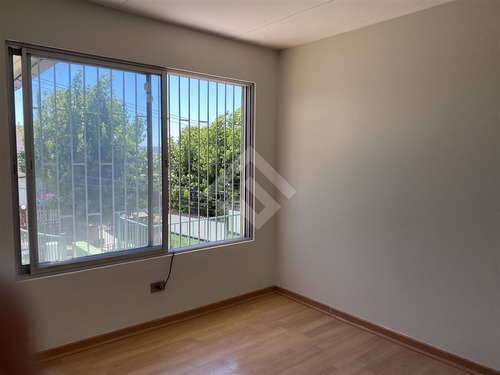Casa En Venta De 4 Dorm. En Quilpué