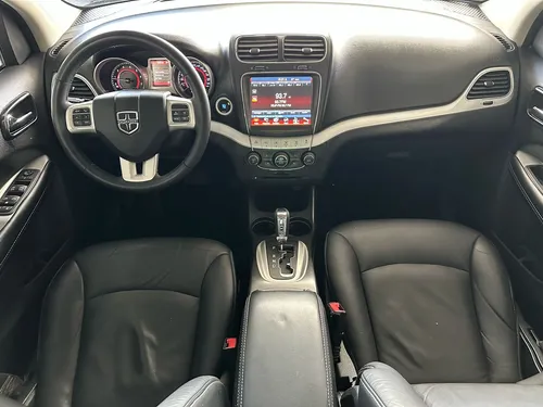 Dodge Journey 2.4 Sxt 5 Pasajeros Plus At