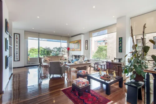 Apartamento En Venta En El Chicó. Cod V2645