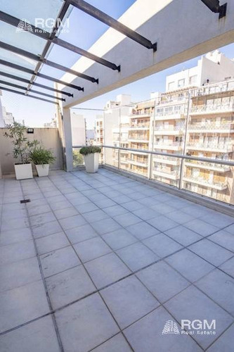 Imagen 20 de 22 de Impecable 4 Ambientes Con Cochera Y Patio!