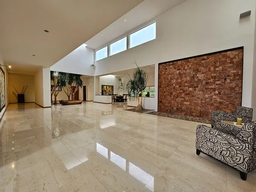 Lujosa Y Moderna Casa En Venta/renta (amueblada), Rec. En Pb, El Campanario, Qro