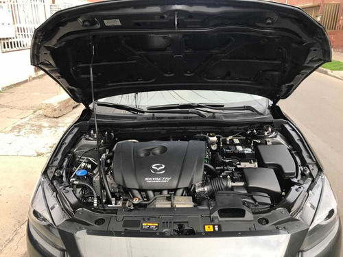 Mazda Mazda 3 Sport Touring