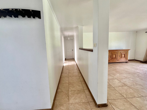 Dos Casas En Parcela De 5.000 Mts. En Linderos