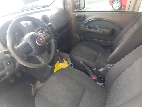 Imagem 9 de 11 de Fiat Fiorino 1.4 Mpi Furgão 8v Flex 2p Manual