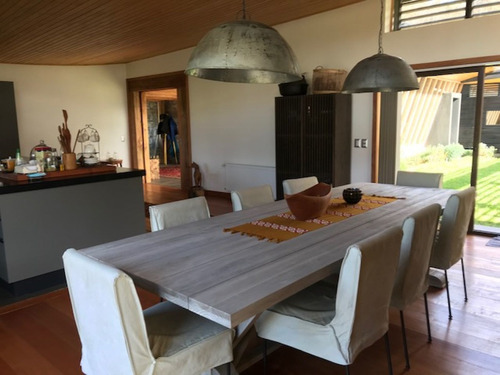Maravillosa Casa Contemporánea En Venta, Inspirada En Los Añ