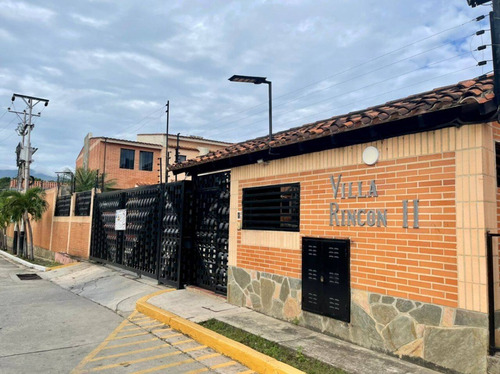 Imagen 1 de 15 de Venta Casa Estilo Town House En Villa Rincon Ii