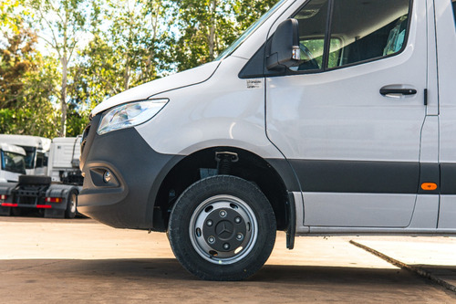 Mercedes-Benz Sprinter 517 Cdi Minibus 4325 19+1 Te