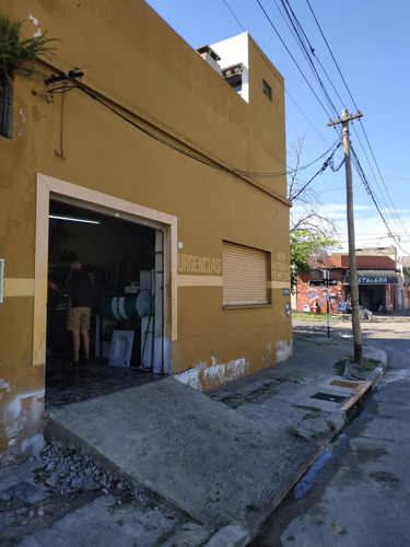 Casa + Local Comercial A La Venta En Wilde