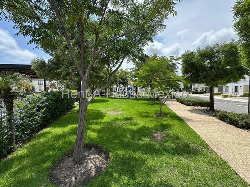 Casa En Renta En Zakia, Querétaro Sr