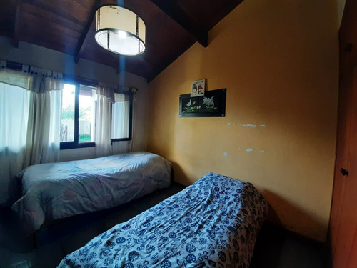 Imagen 15 de 18 de Excelente Casa Quinta Sobre Lote De 6615 Mts2