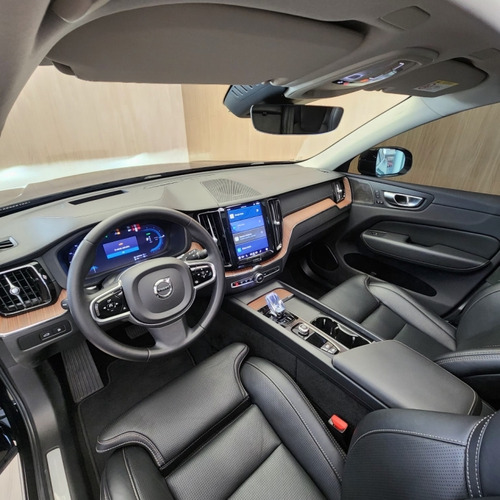 Volvo XC60 2.0 T8 RECHARGE ULTIMATE AWD GEARTRONIC