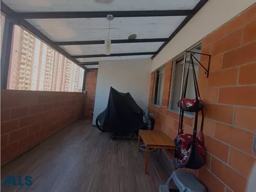 Unidad Cerrada Con Fácil Acceso(mls#249135)