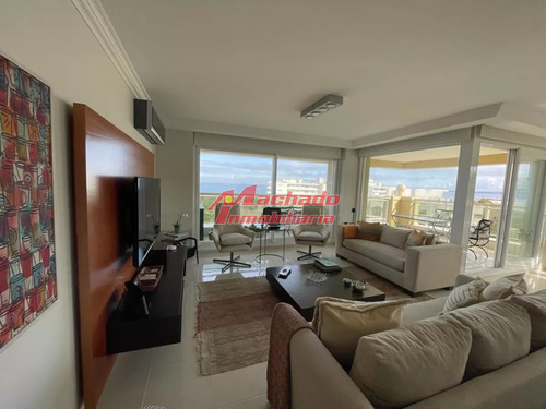 Apartamento En Alquiler Y Venta De 3 Dormitorios Y Dependencia De Servicio En Punta Del Este
