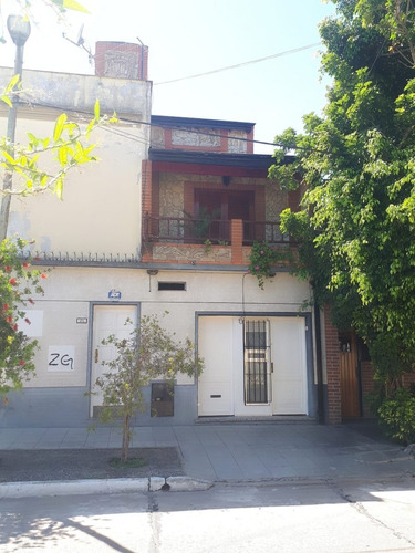Imagen 3 de 27 de Casa 3 Ambientes Con Quincho Y Terraza + Departamento 2 Ambientes + Local C/ Fondo De Comercio