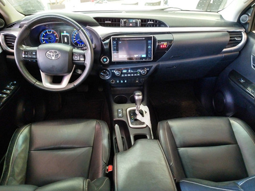 Imagem 8 de 13 de Toyota Hilux 2.8 Srx 4x4 Cd 16v Diesel 4p Automático