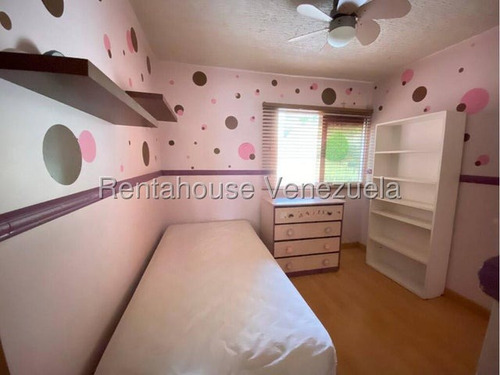 Bello Apartamento En Venta Parque Caiza. Mls #25-21492. K.o.