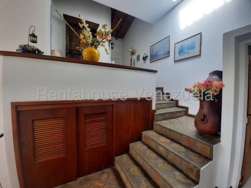 Rm Casa (dúplex) En Venta En La Tahona, Distrito Metropolitano
