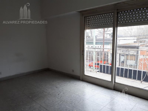 Imagen 6 de 30 de Venta En Bloque De 3 Locales Y 3 Viviendas Ituzaingo Retasado Oportunidad