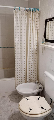 Deoartamento 2 Amb Por Escalera. En Venta En Villa Crespo