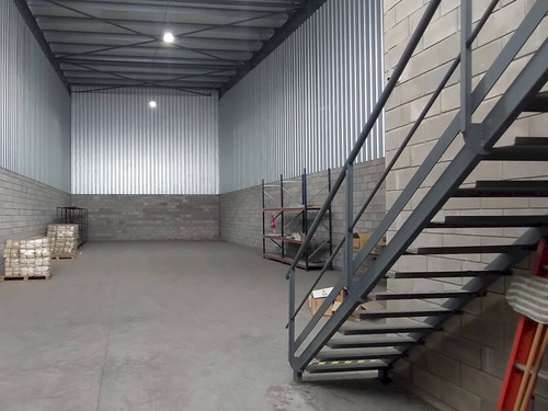Alquiler Depósito De 300 M2 Parque Logístico Con Seguridad