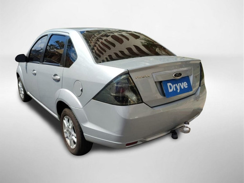 Ford Fiesta 1.6 8v Flex