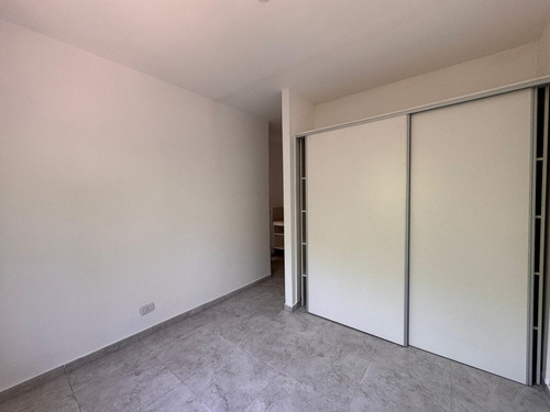 Casa En Housing Con Pileta 3 Dorm Arguello