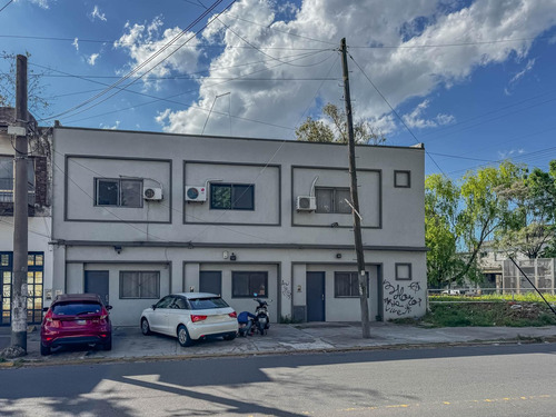 Ph En Venta 3 Ambientes Al Frente Con Jardin Y Pileta.