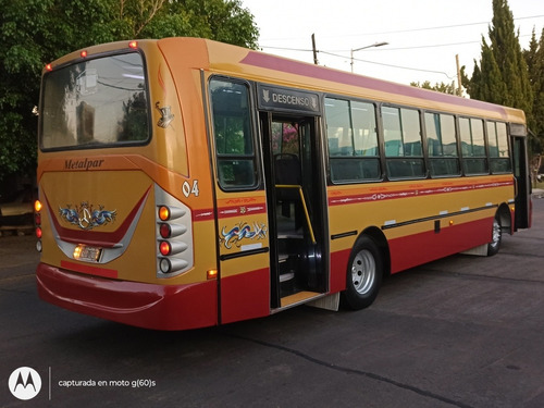 Imagen 11 de 17 de Mercedes.2014 1418.