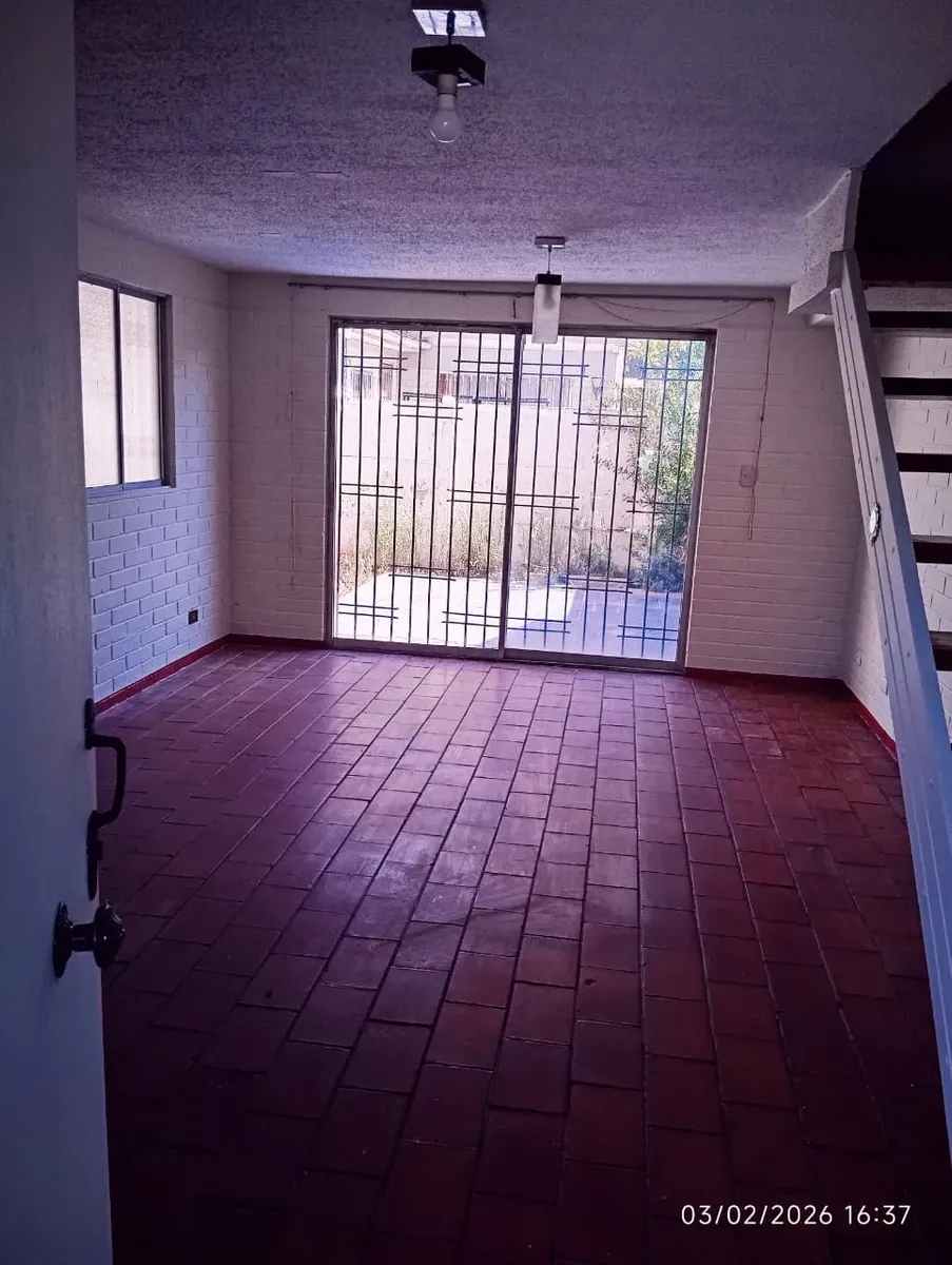 Imagen 2 de 10 de Casa En Arriendo En La Farfana