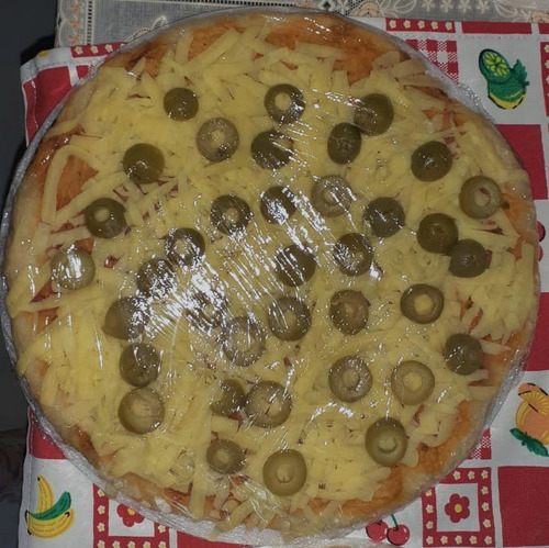 Pizzas A La Parrilla Servicio De Catering Calzones-chivitos
