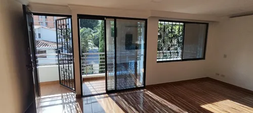Apartamento En Barrio Los Colores