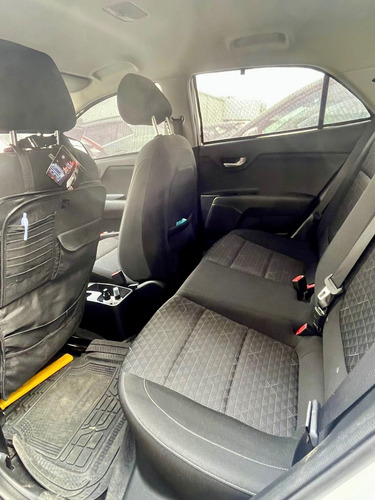 Kia Rio 2021 *único Dueño* Motor 1.4 6 Transmisiones