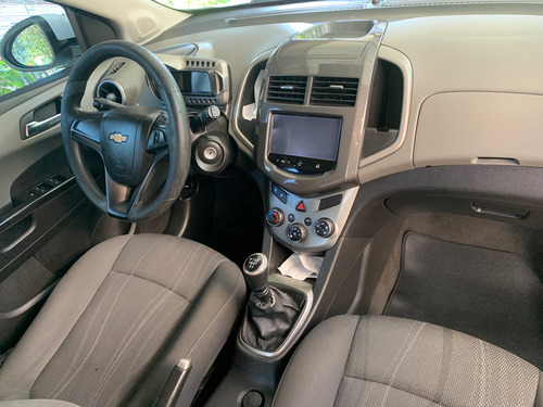 Chevrolet Sonic Hb