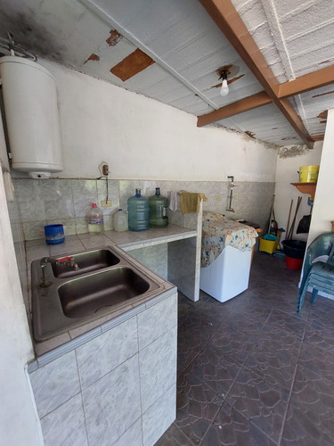 Best House Vende Hermosa Y Amplia Casa En San Pedro