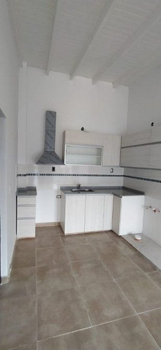 Imagen 4 de 19 de Magnifico Departamento En Venta De 4 Ambientes En Turdera